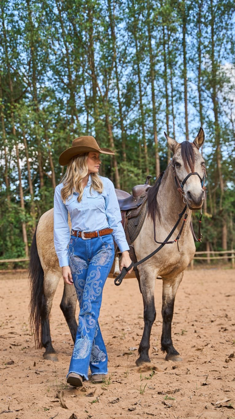 Camisa + Flare com Pedraria