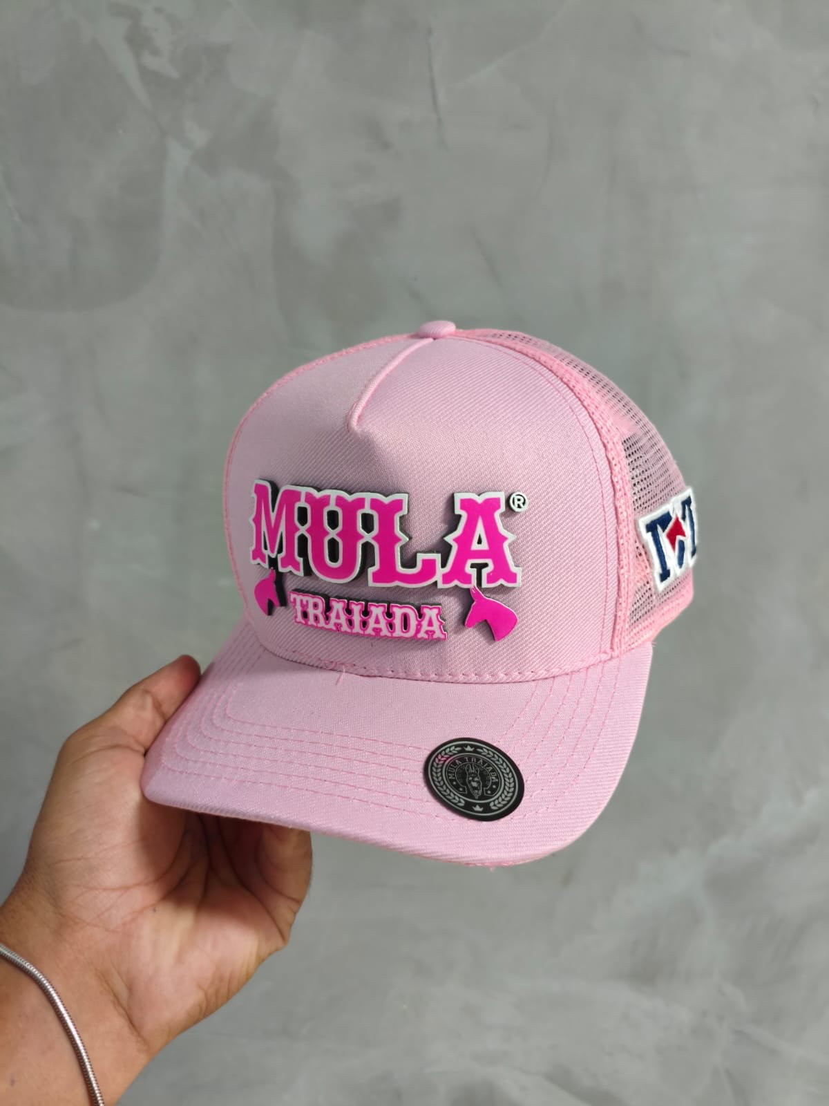 Boné Rosa - Mula Traiada 3D